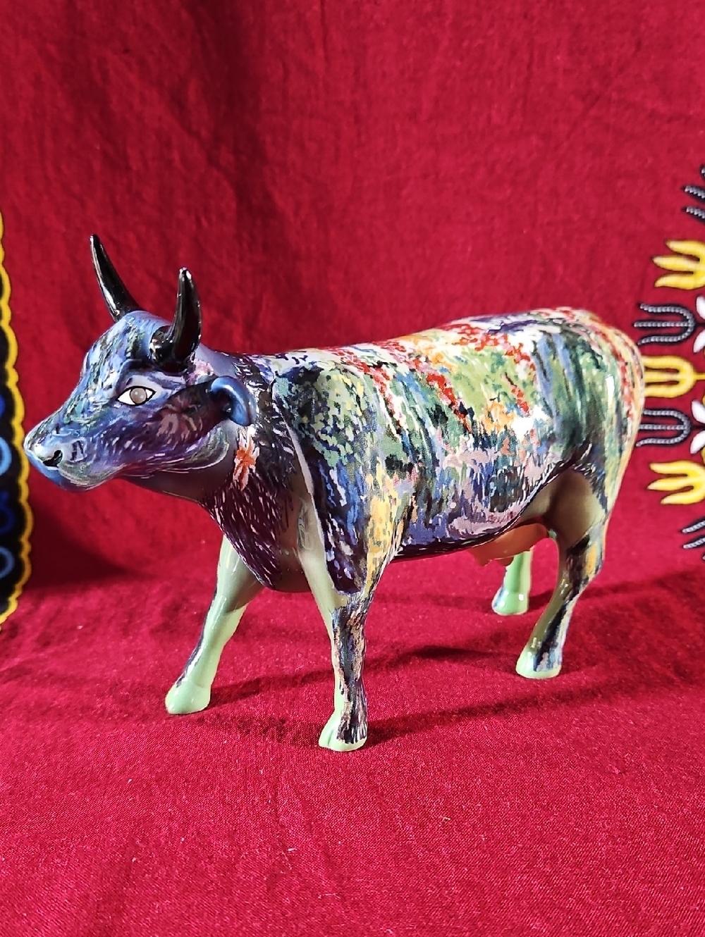 Beautiful Cow Parade MOONET Ceramic Figurine #9168